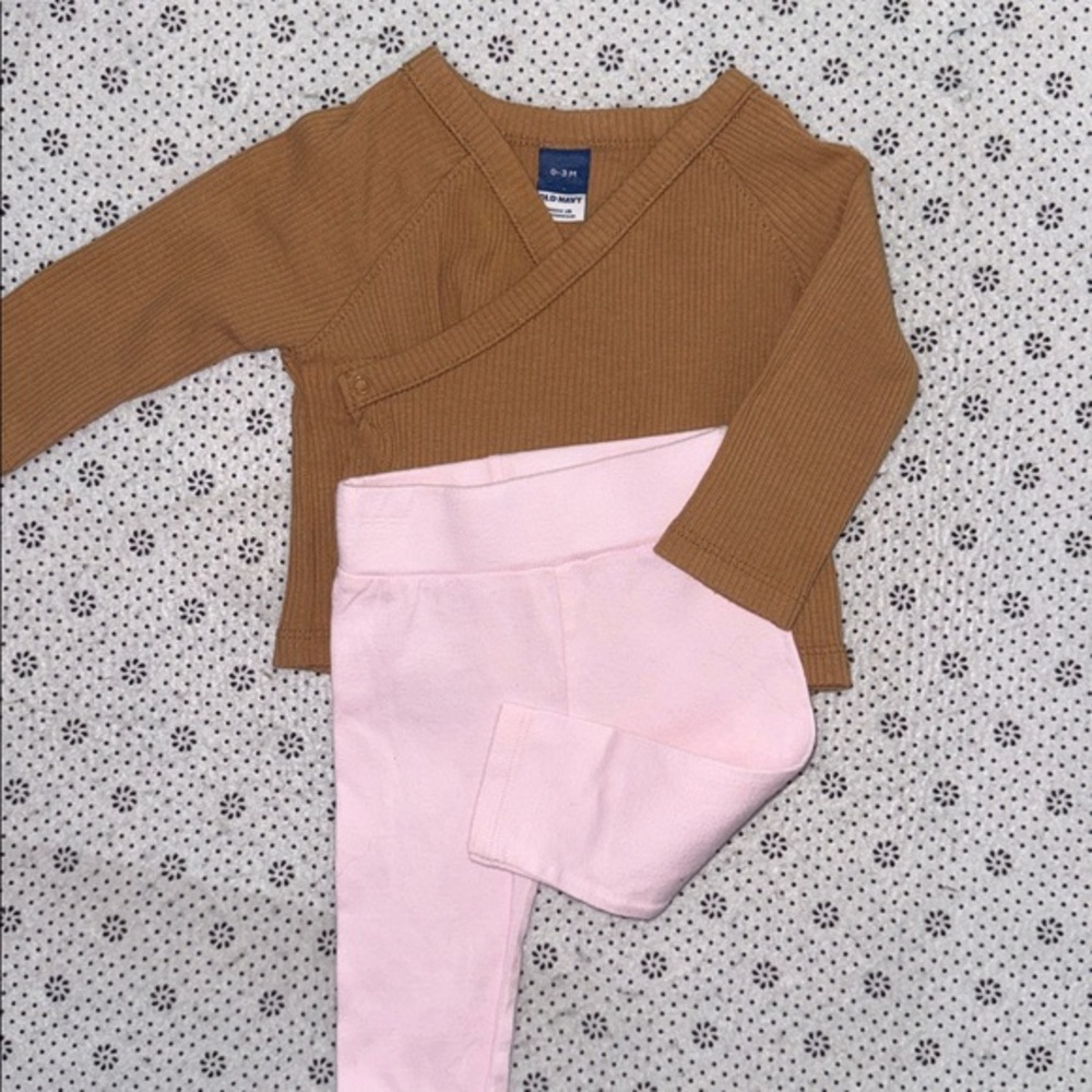 🛍 CUTE Little GIRLS OUTFIT SIZE 0-3 MONTHS 🛍